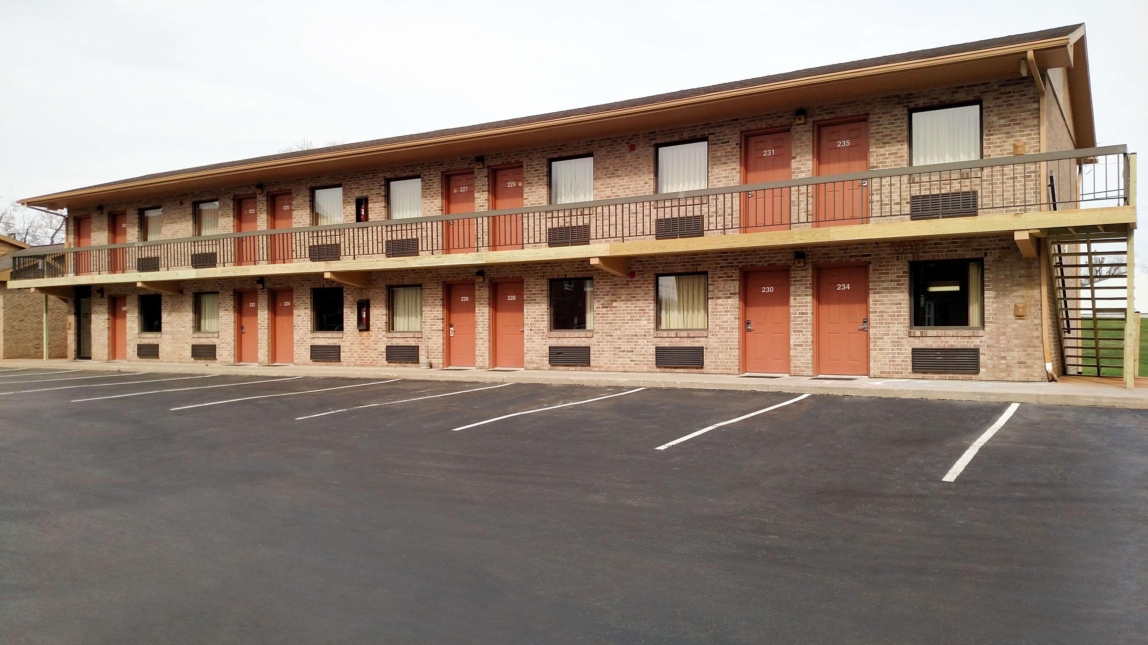 Americas Best Value Inn St. Marys Eksteriør bilde