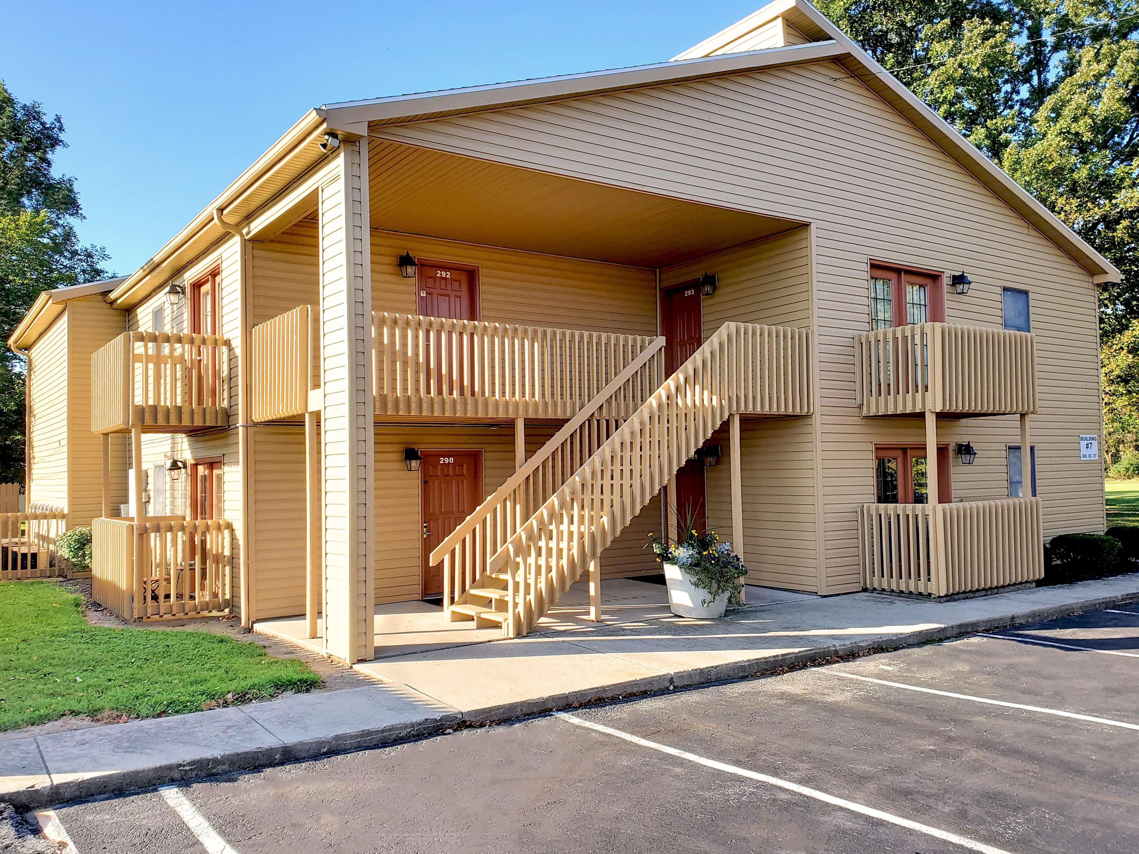 Americas Best Value Inn St. Marys Eksteriør bilde