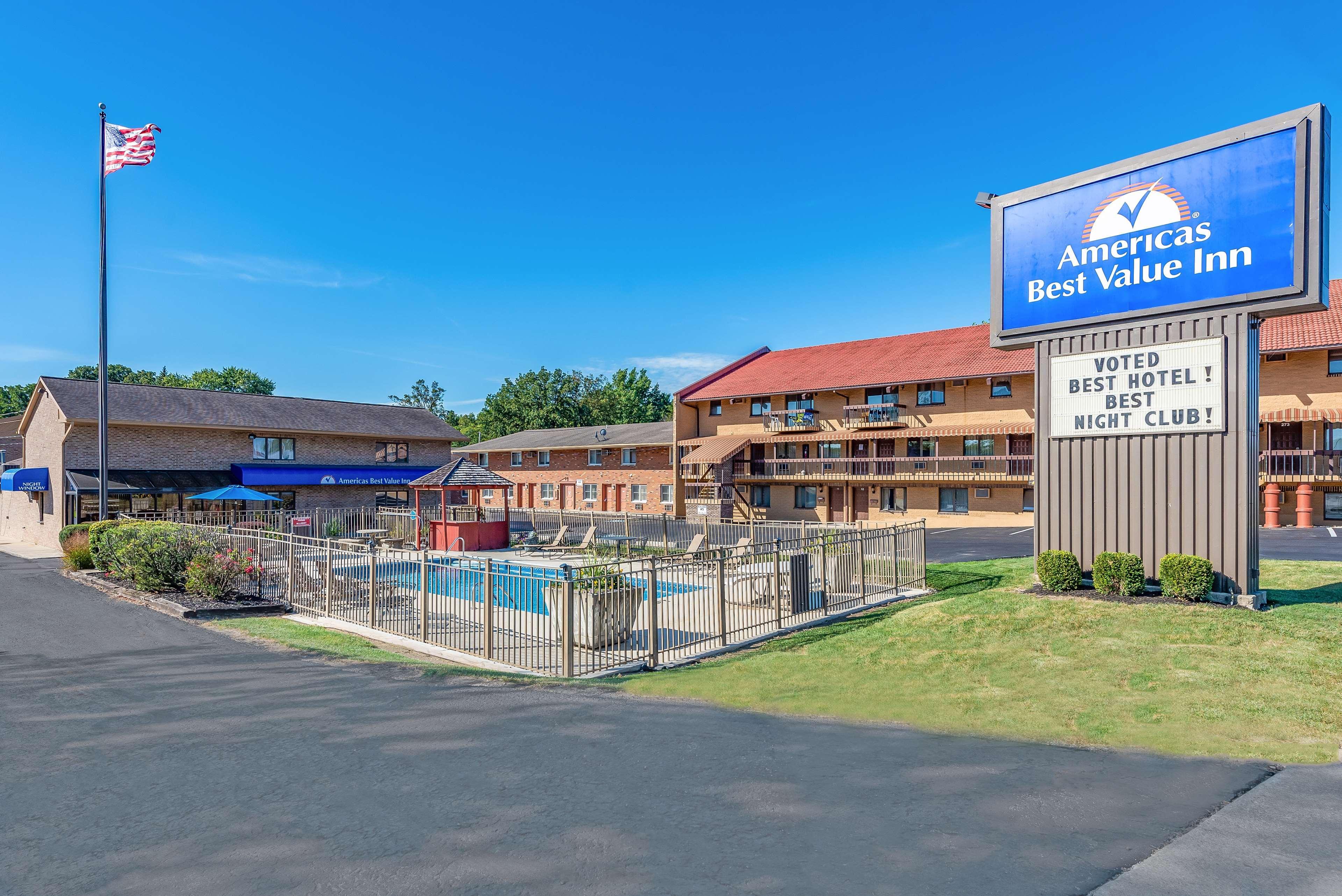 Americas Best Value Inn St. Marys Eksteriør bilde